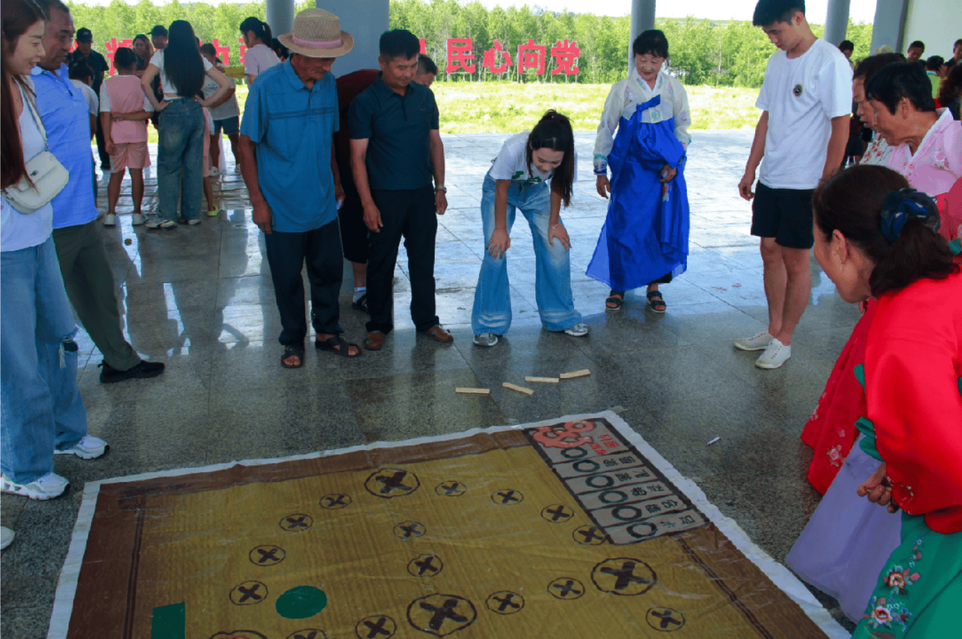 凝聚村民情感 促進鄉風文明——安圖縣“秋季村晚”魅力呈現